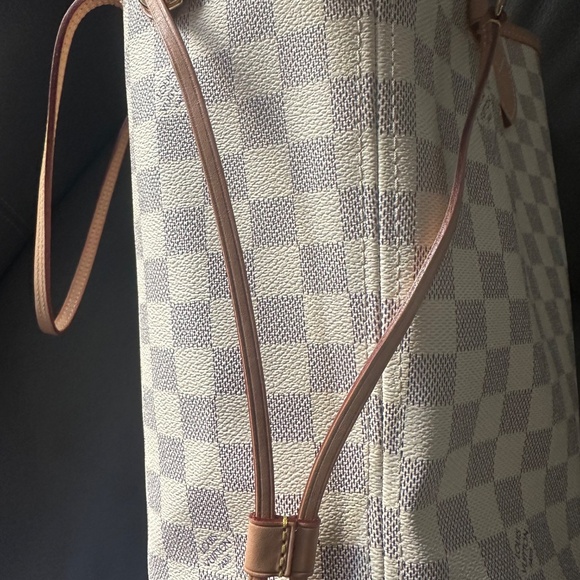 Louis Vuitton Neverfull MM - Picture 4 of 7